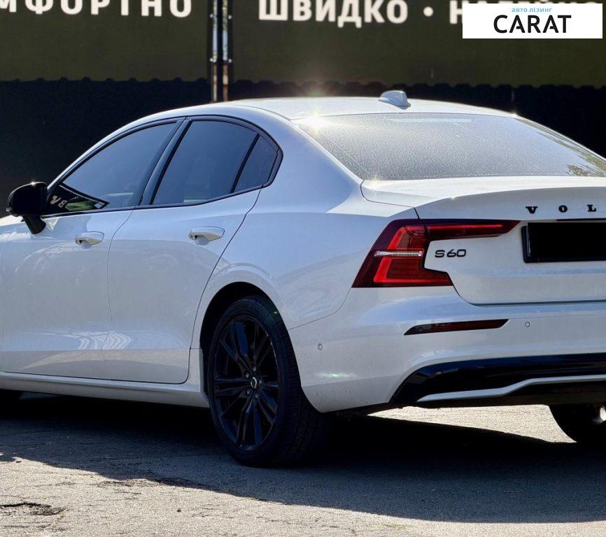 Volvo S60 2023