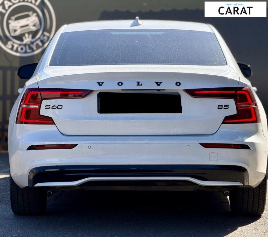 Volvo S60 2023