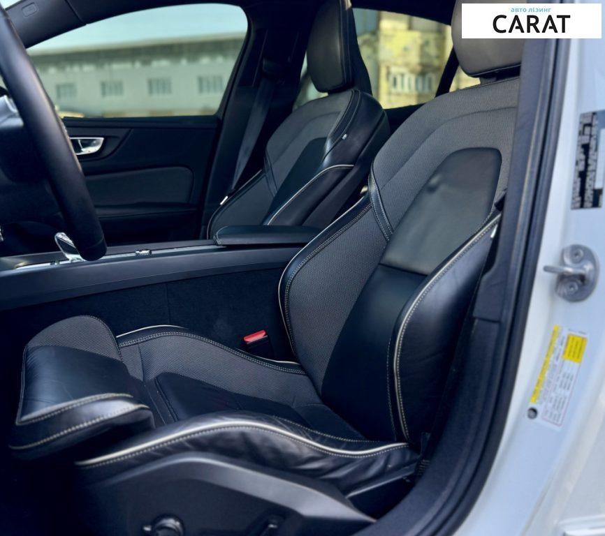 Volvo S60 2023