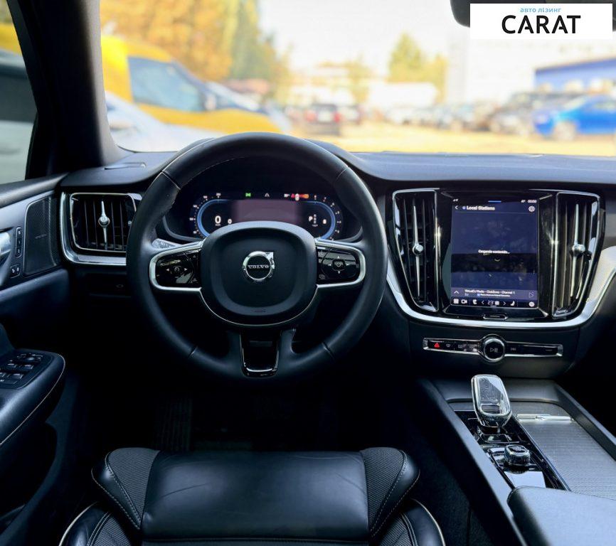 Volvo S60 2023
