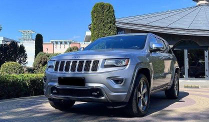 Рассмотреть Jeep Cherokee 2014 Jeep Cherokee 2014 - авто лізинг Carat