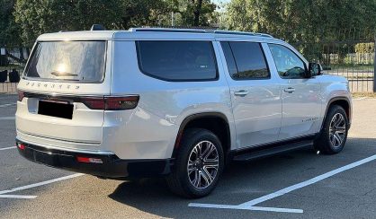 Jeep Wagoneer 2023