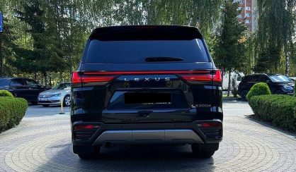 Lexus LX 2023