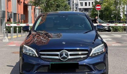 Mercedes-Benz C-Class 2021