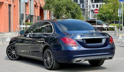 Mercedes-Benz C-Class 2021