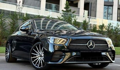 Mercedes-Benz E-Class 2022