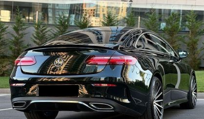 Mercedes-Benz E-Class 2022