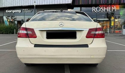 Mercedes-Benz E-Class 2012