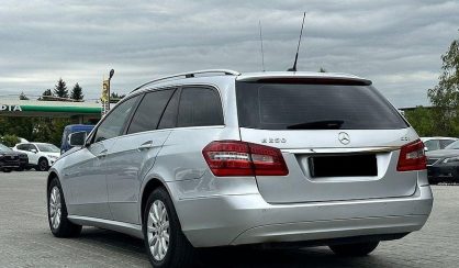 Mercedes-Benz E-Class 2010