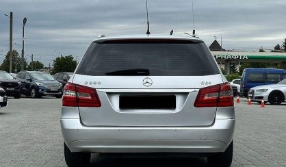Mercedes-Benz E-Class 2010