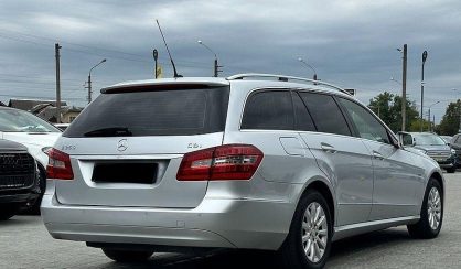 Mercedes-Benz E-Class 2010