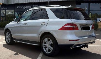 Mercedes-Benz M-Class 2011