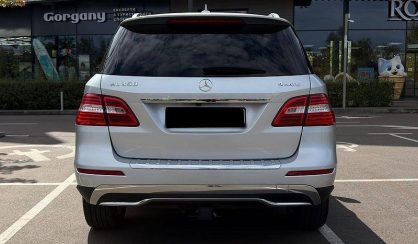 Mercedes-Benz M-Class 2011