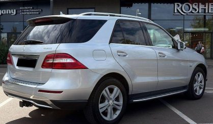 Mercedes-Benz M-Class 2011