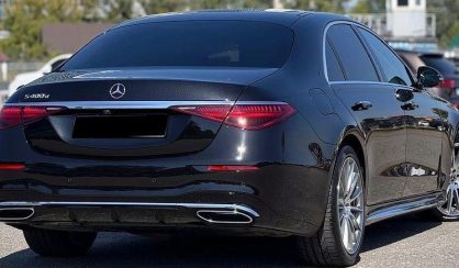 Mercedes-Benz S-Class 2021