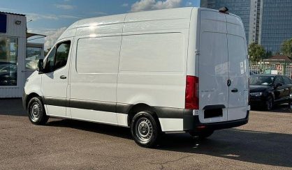 Mercedes-Benz Sprinter 2021