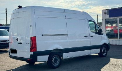 Mercedes-Benz Sprinter 2021