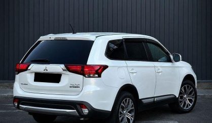 Mitsubishi Outlander 2016