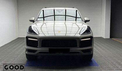 Porsche Cayenne 2021