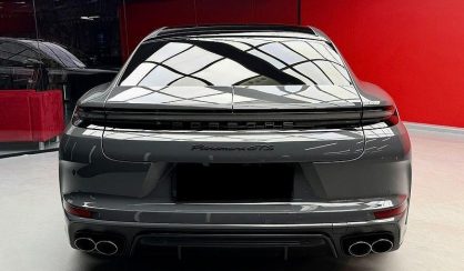 Porsche Panamera 2025