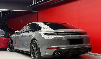 Porsche Panamera 2025