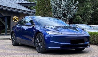 Tesla Model 3 2024
