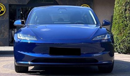 Tesla Model 3 2024