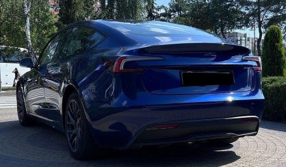 Tesla Model 3 2024