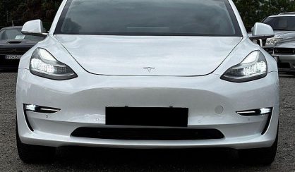 Tesla Model S 2019