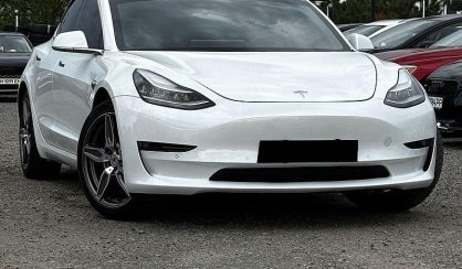 Tesla Model S 2019