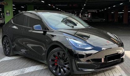 Tesla Model Y 2023
