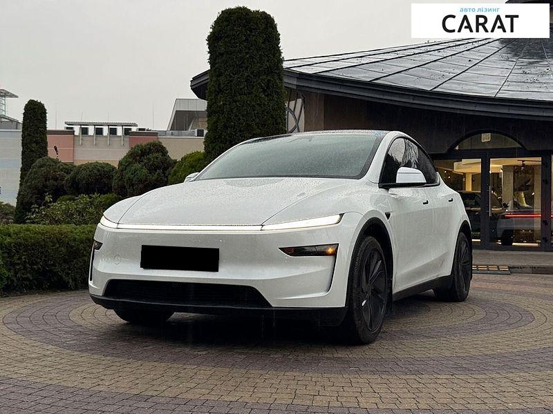 Tesla Model Y 2025