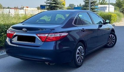 Toyota Camry 2016