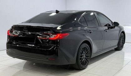 Toyota Camry 2025