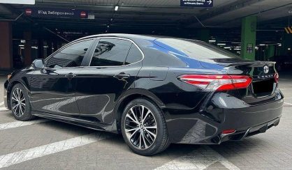 Toyota Camry 2018