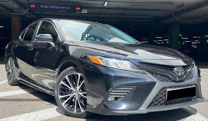 Toyota Camry 2018