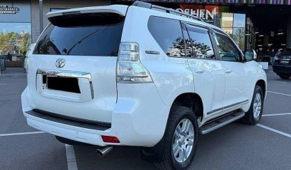 Toyota Land Cruiser Prado 2012