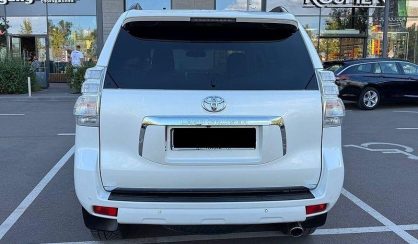 Toyota Land Cruiser Prado 2012