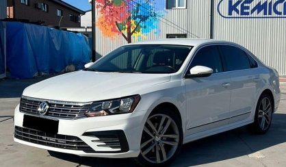 Розглянути Volkswagen Passat 2016 Volkswagen Passat 2016 - авто лізинг Carat