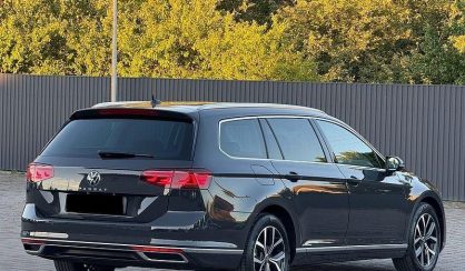 Volkswagen Passat 2021