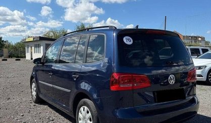 Volkswagen Touran 2011