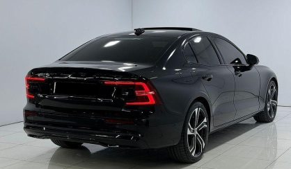 Volvo S60 2023