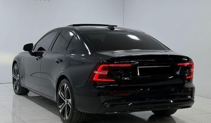 Volvo S60 2023
