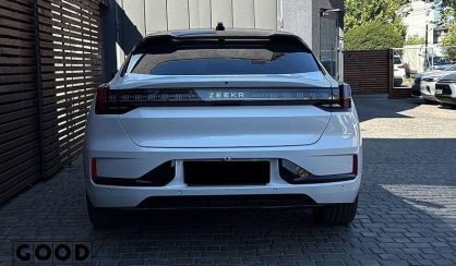 Zeekr 001 2023