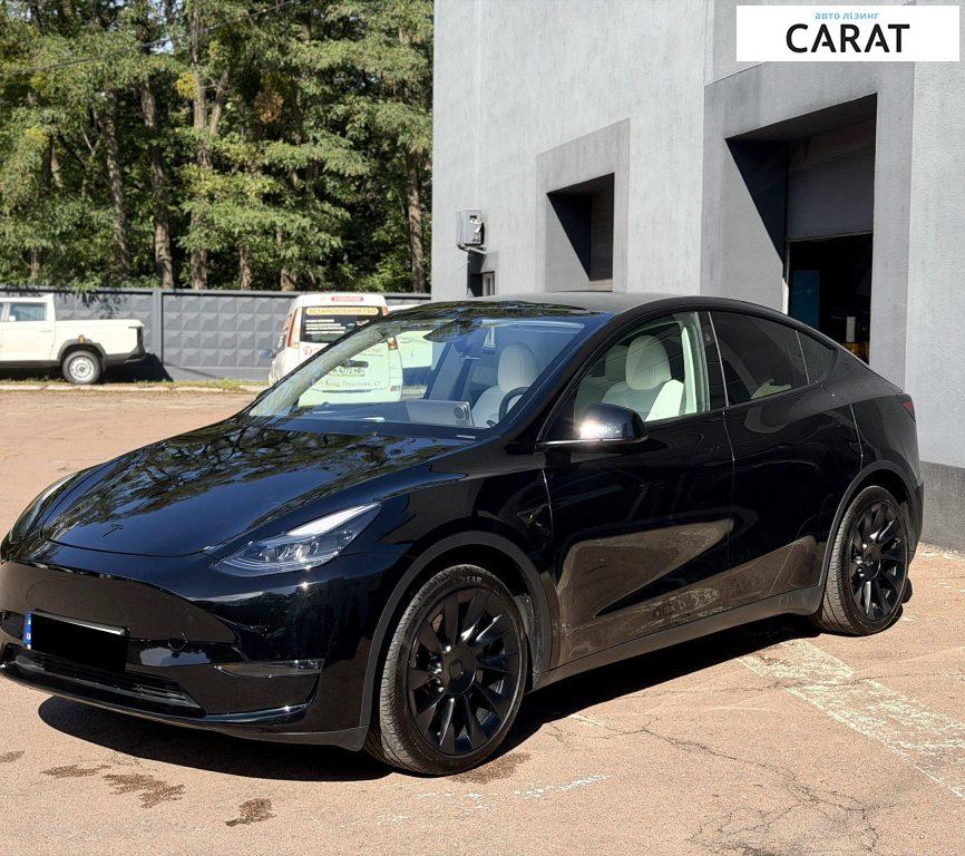 Tesla Model Y 2024