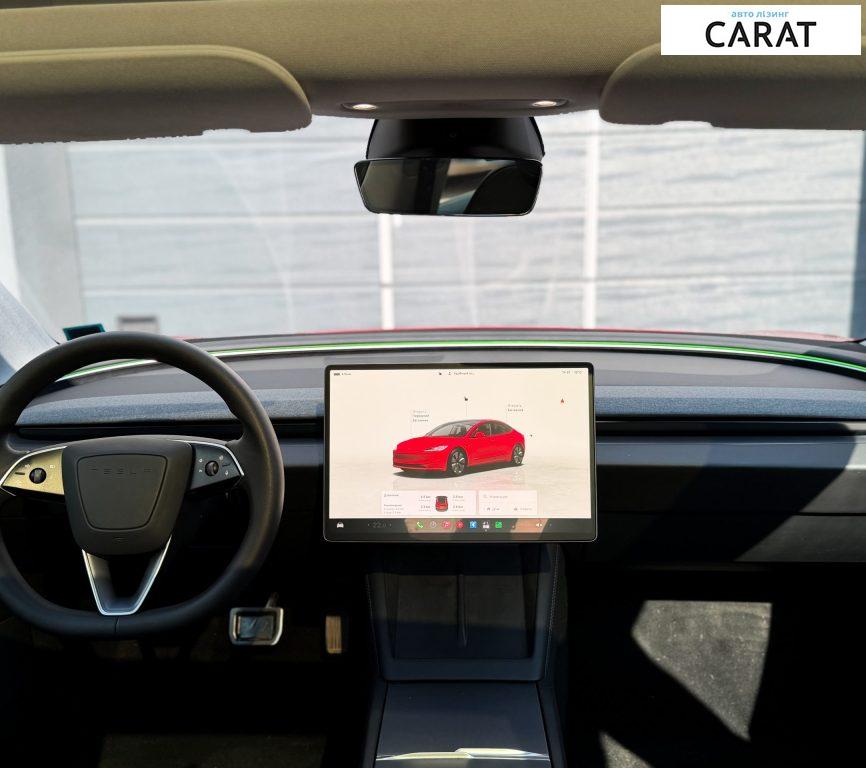 Tesla Model 3 2024