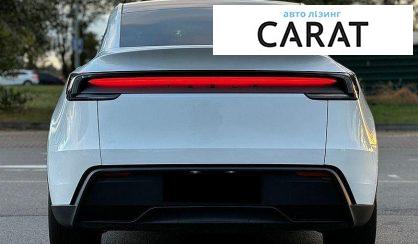 Tesla Model Y 2025