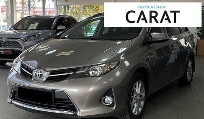 Рассмотреть Toyota Auris 2014 Toyota Auris 2014 - авто лізинг Carat
