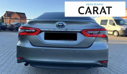 Toyota Camry 2021