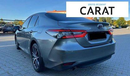 Toyota Camry 2021